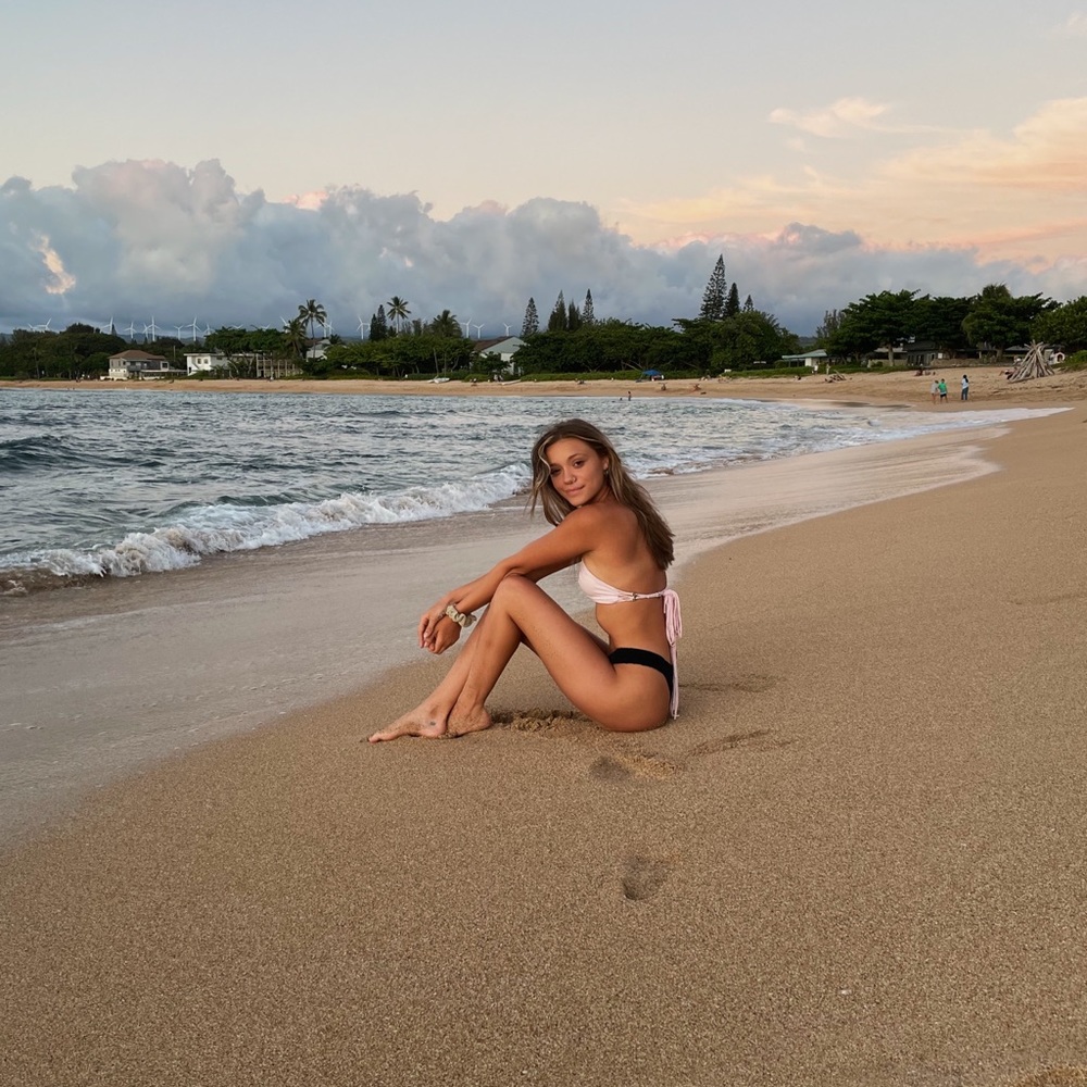 Meet your Posher, Laynie